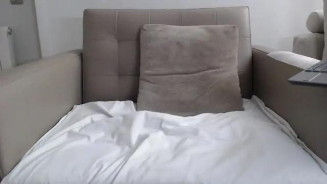 Image 7 of callme_kim Stream on Chaturbate on 1 month ago