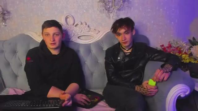 Image 4 of calvinowens Stream on Chaturbate on 15 months ago