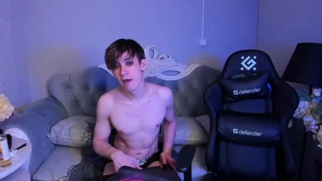 Image 11 of calvinowens Stream on Chaturbate on 14 months ago