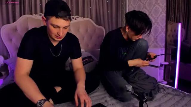 Image 4 of calvinowens Stream on Chaturbate on 15 months ago
