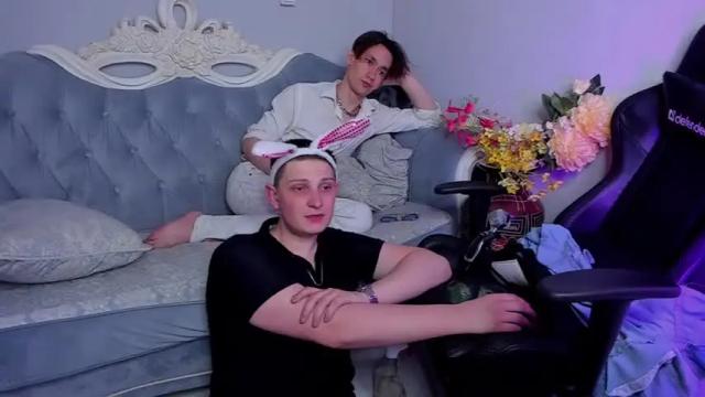 Image 4 of calvinowens Stream on Chaturbate on 12 months ago