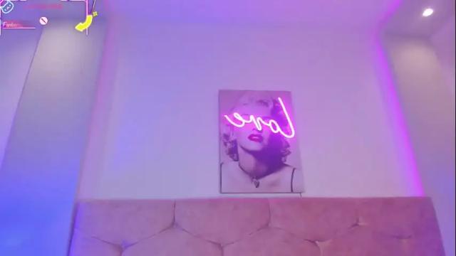 Image 12 of cameliaa_smiith Stream on Chaturbate on 1 month ago