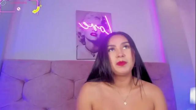 Thumbnail 1, cameliaa_smiith's Stream at Chaturbate, 1 month ago