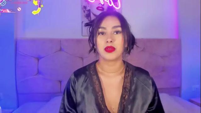 Image 6 of cameliaa_smiith Stream on Chaturbate on 7 days ago