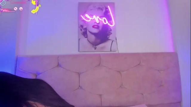 Image 12 of cameliaa_smiith Stream on Chaturbate on 23 hours ago
