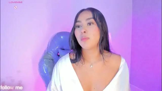 Thumbnail 2, cameliaa_smiith's Stream at Chaturbate, 1 day ago