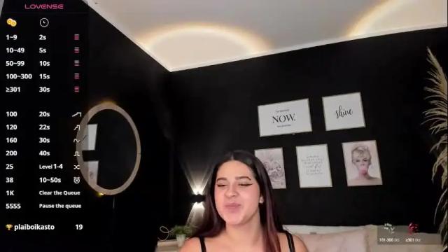 Image 12 of cameron_doe Stream on Chaturbate on 27 days ago