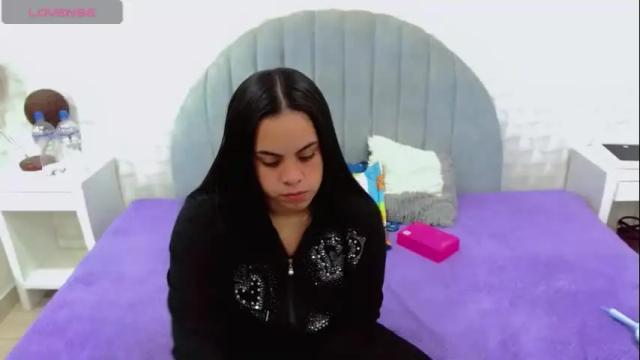 Image 4 of cami_bunnygirlx Stream on Chaturbate on 2 months ago
