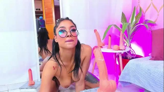 Image 10 of cami_evanns Stream on Chaturbate on 1 month ago