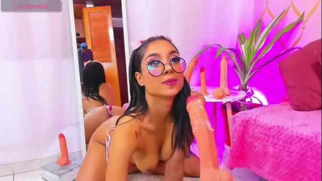Image 6 of cami_evanns Stream on Chaturbate on 1 month ago