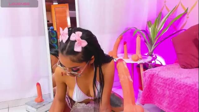 Image 7 of cami_evanns Stream on Chaturbate on 1 month ago