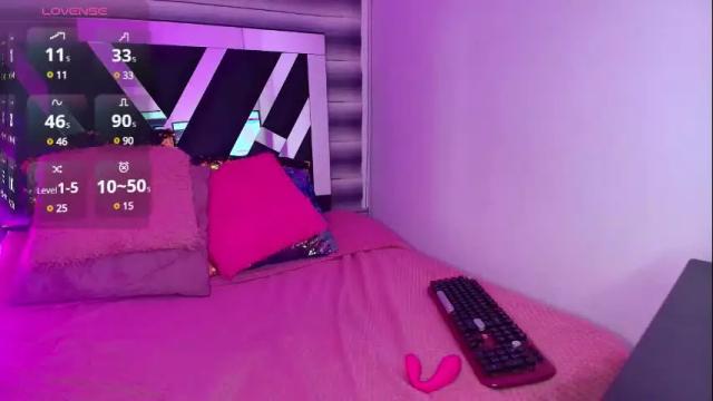 Image 4 of cami_suarez_ Stream on Chaturbate on 1 month ago