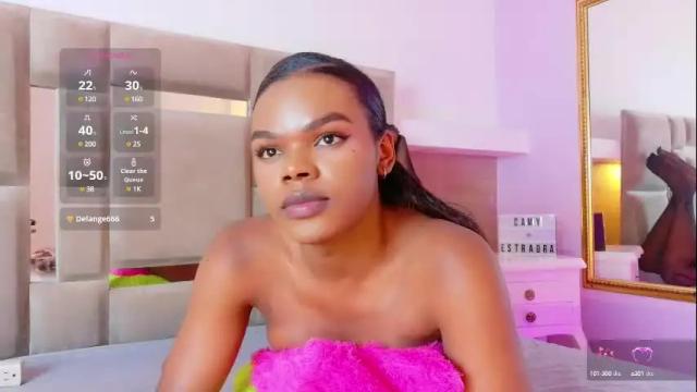 Image 3 of camiestrada Stream on Chaturbate on 1 month ago