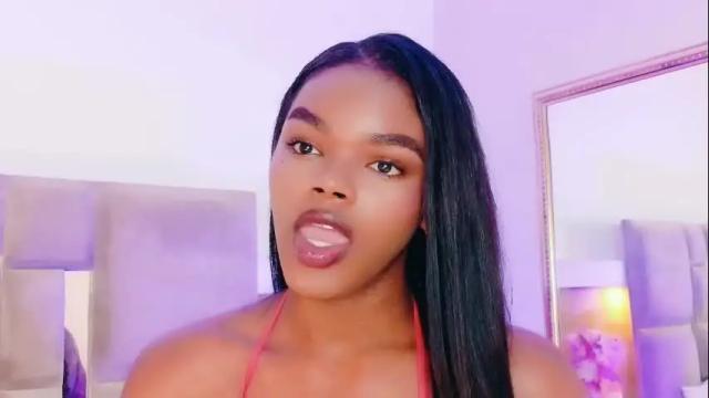 Image 11 of camiestrada Stream on Chaturbate on 2 days ago