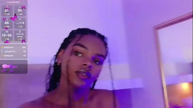 Image 7 of camiestrada Stream on Chaturbate on 1 month ago