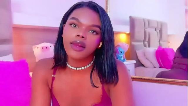 Image 12 of camiestrada Stream on Chaturbate on 2 months ago