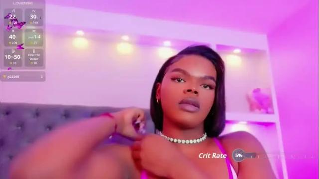 Image 10 of camiestrada Stream on Chaturbate on 1 month ago