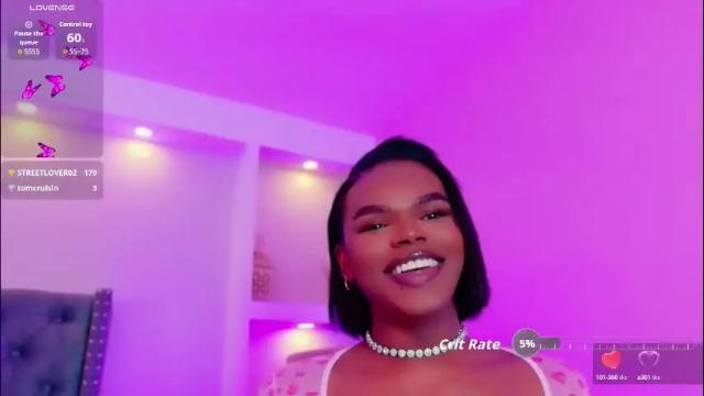 Image 6 of camiestrada Stream on Chaturbate on 1 month ago