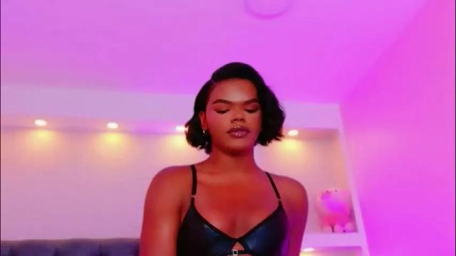 Image 7 of camiestrada Stream on Chaturbate on 1 month ago