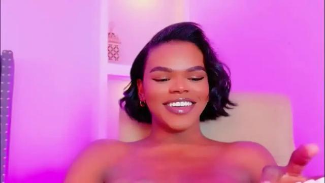 Image 6 of camiestrada Stream on Chaturbate on 1 month ago
