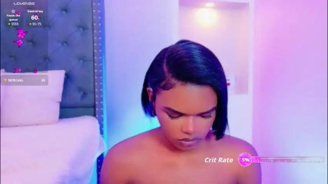 Image 6 of camiestrada Stream on Chaturbate on 1 month ago