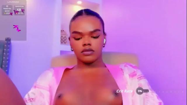 Image 4 of camiestrada Stream on Chaturbate on 1 month ago