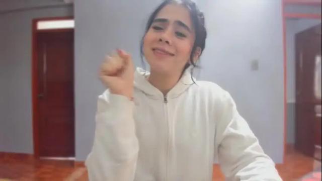 Image 11 of camiila_sweet20 Stream on Chaturbate on 2 months ago