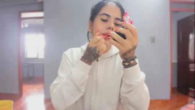 Image 2 of camiila_sweet20 Stream on Chaturbate on 2 months ago