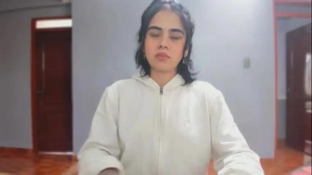 Image 8 of camiila_sweet20 Stream on Chaturbate on 2 months ago