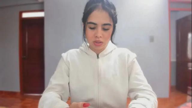 Thumbnail 3, camiila_sweet20's Stream at Chaturbate, 2 months ago