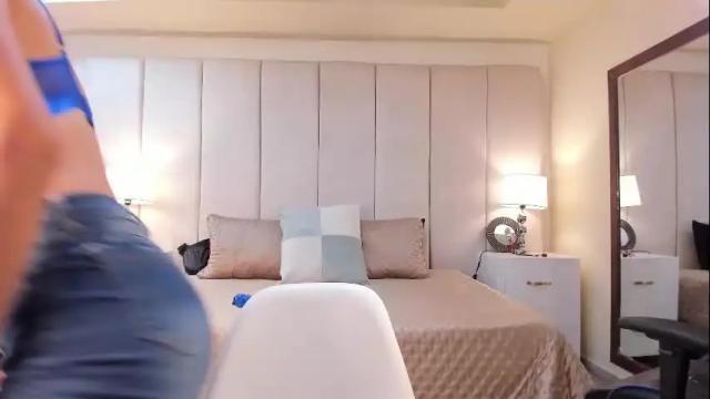 Image 8 of camiila_sweet20 Stream on Chaturbate on 2 months ago
