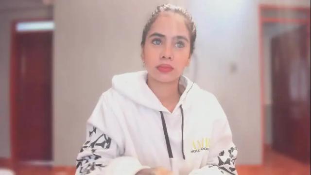 Image 2 of camiila_sweet20 Stream on Chaturbate on 2 months ago