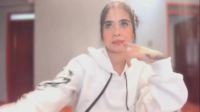 Image 4 of camiila_sweet20 Stream on Chaturbate on 2 months ago