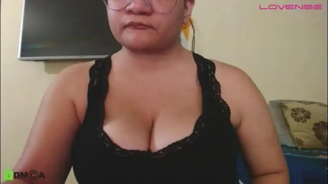 Image 7 of camiilahotxxx Stream on Chaturbate on 22 hours ago