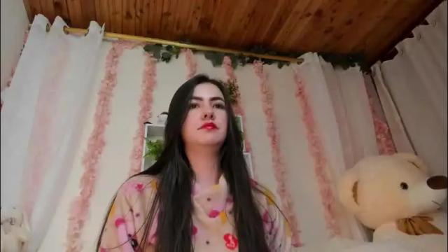 Image 4 of camiilalopee Stream on Chaturbate on 1 month ago