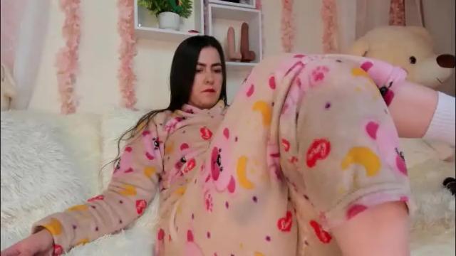 Image 7 of camiilalopee Stream on Chaturbate on 1 month ago