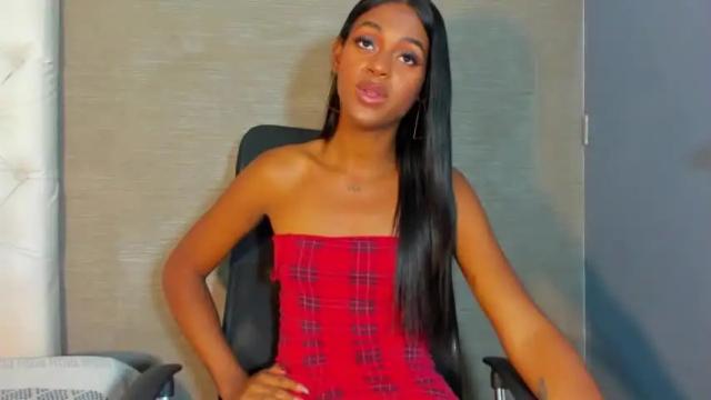 Image 10 of camil_sexx1 Stream on Chaturbate on 18 months ago