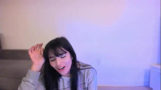 Image 3 of camila2831 Stream on Chaturbate on 5 months ago