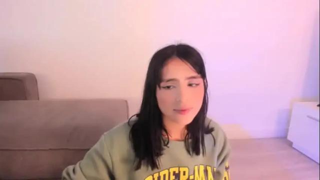 Image 3 of camila2831 Stream on Chaturbate on 4 months ago