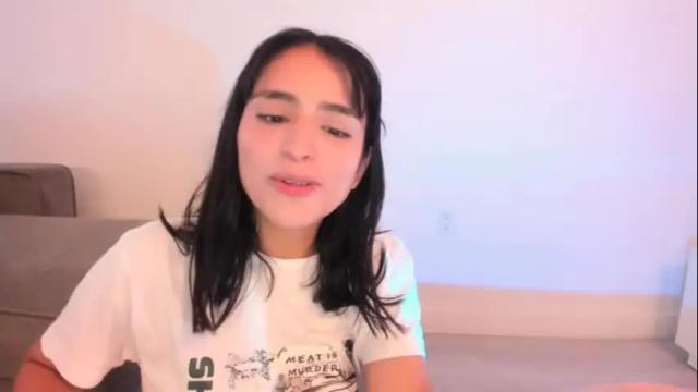 Image 7 of camila2831 Stream on Chaturbate on 4 months ago