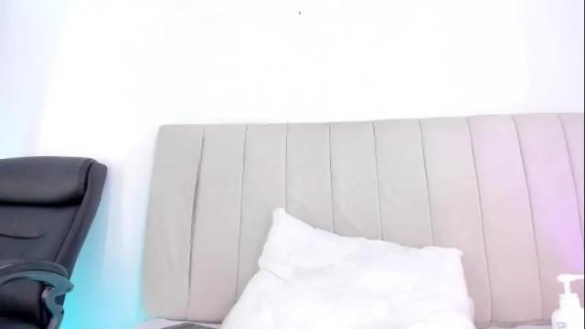 Image 10 of camila_adams Stream on Chaturbate on 11 days ago