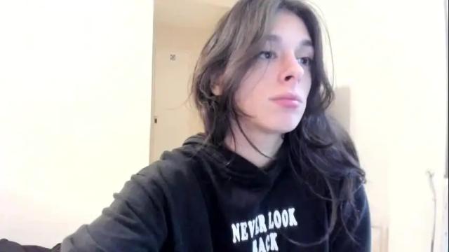 Image 2 of camila_berk Stream on Chaturbate on 3 months ago