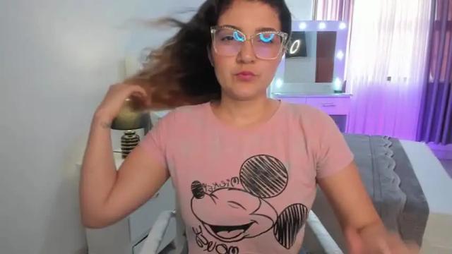 Thumbnail 1, camila_buitrago's Stream at Chaturbate, 13 months ago