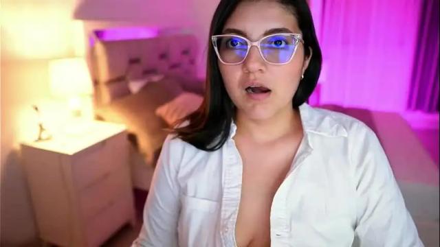 Image 10 of camila_buitrago Stream on Chaturbate on 22 days ago