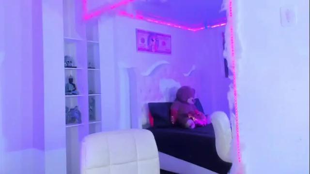 Image 2 of camila_coxx Stream on Chaturbate on 2 months ago