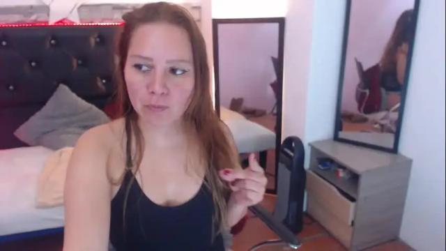 Image 8 of camila_delarosa Stream on Chaturbate on 1 month ago