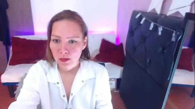 Image 10 of camila_delarosa Stream on Chaturbate on 23 days ago