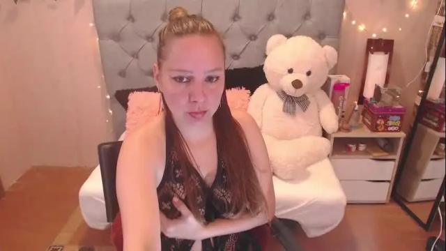 Image 6 of camila_delarosa Stream on Chaturbate on 3 days ago