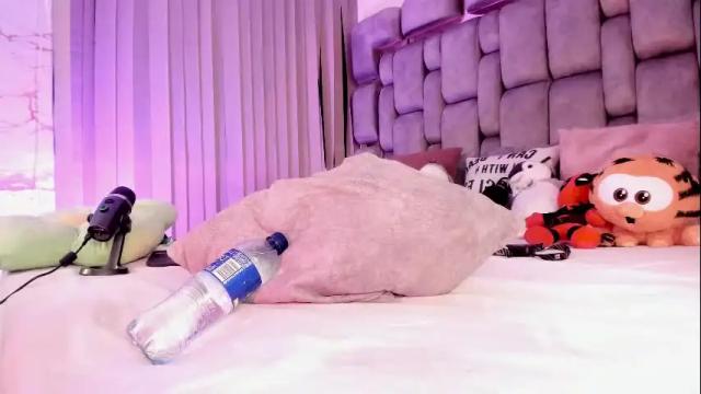 Image 3 of camila_matinez_ Stream on Chaturbate on 4 days ago