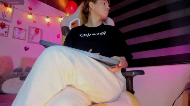 Image 2 of camila_sandoval Stream on Chaturbate on 15 months ago